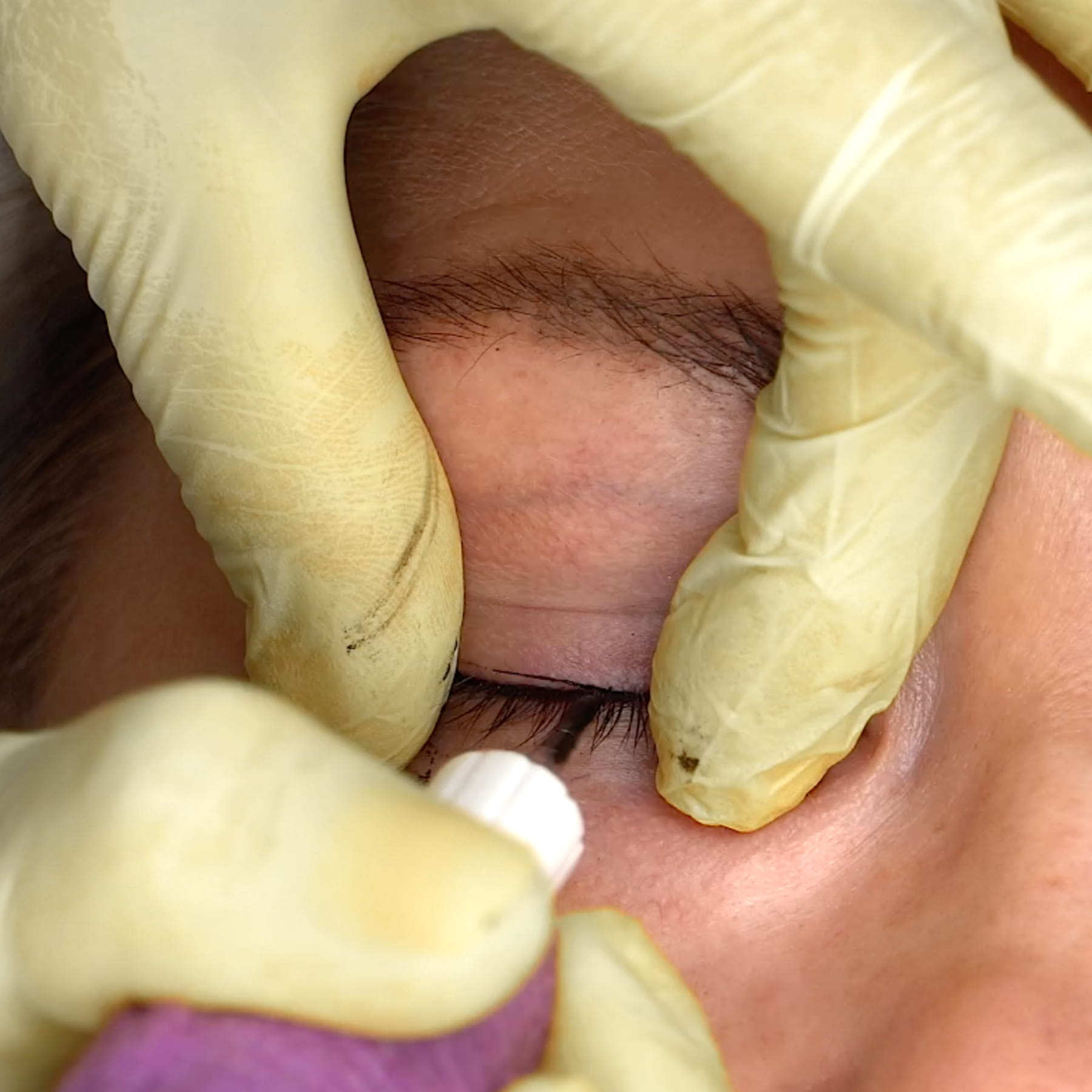 Modern, Defined Eyes: Soft Winged Liner By Stefanie Toms